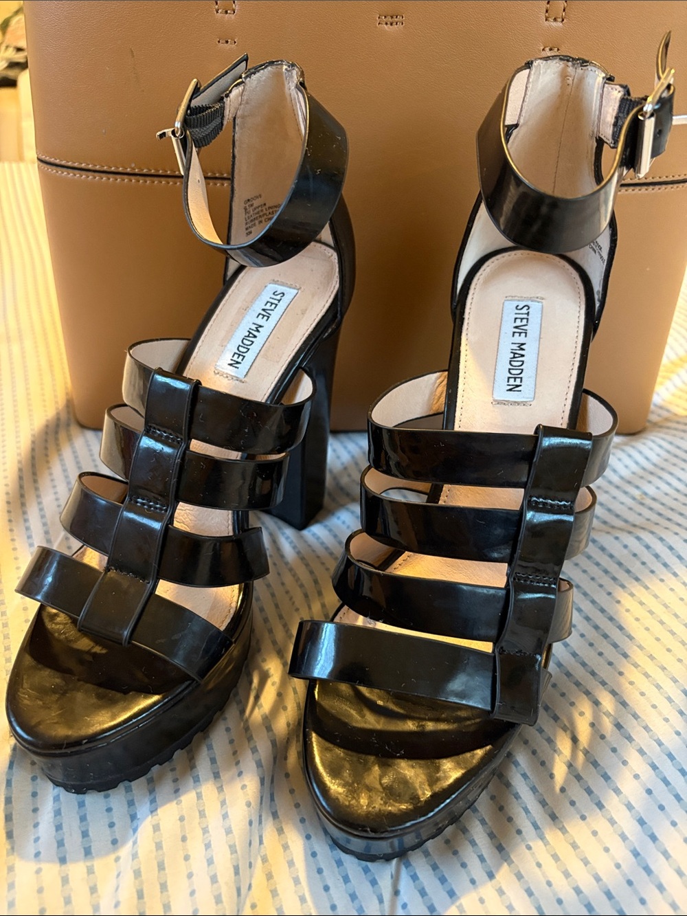 STEVEN Madden Black Patent Multi-Strap Platform Heels, size 8.5.